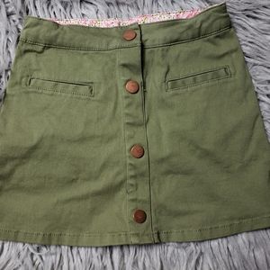 Carter's girls green botton down skirt size 7